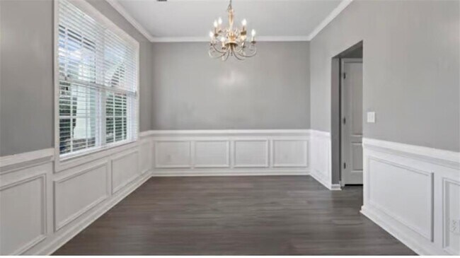 Building Photo - 704 Jonquil Ct