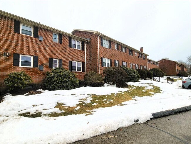 Building Photo - 70 Carroll Ave