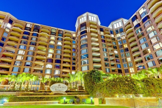 Building Photo - 500 W Harbor Dr