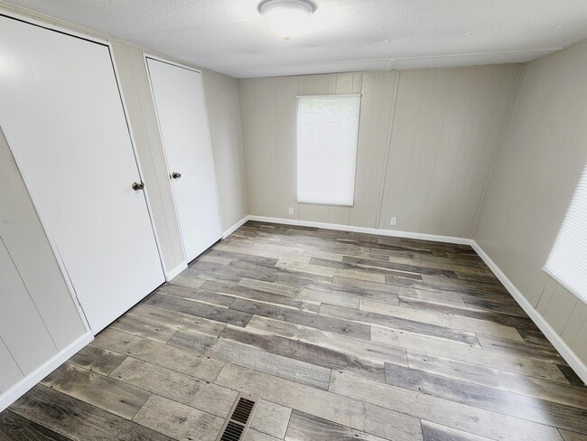 Building Photo - 6108 Little Madison Way
