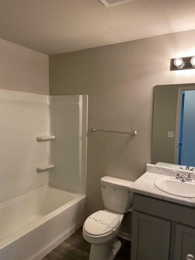 Building Photo - Four Bedroom | Two Bathroom Home in Woods ...