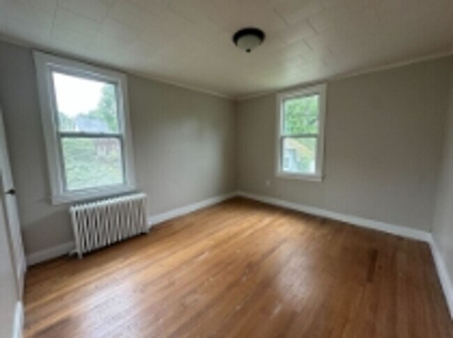 Building Photo - 28 Gardner Terrace