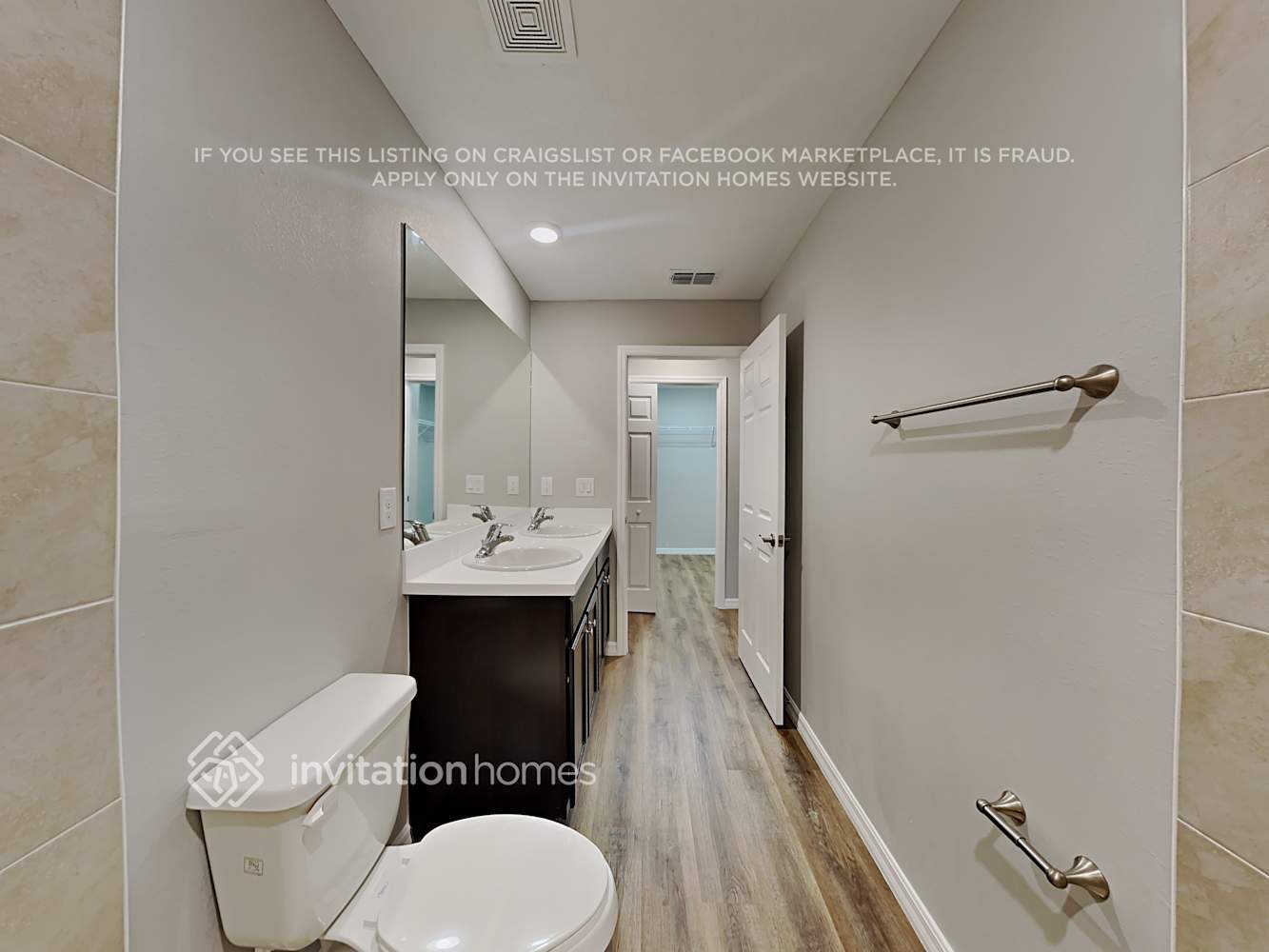 Building Photo - 241 NW 15th Pl