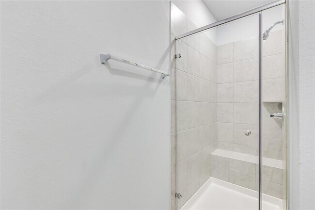 Building Photo - 6601 Avila Way