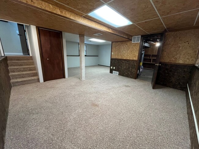 Building Photo - 4 Bed/2 Bath Rental Home with Fenced in Yard!