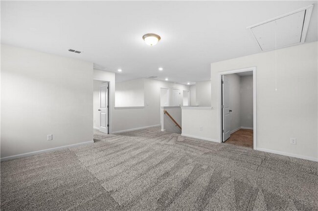 Building Photo - 5947 Green Ash Ct