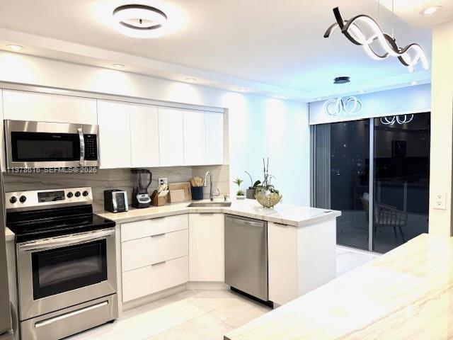 Building Photo - 3530 Mystic Pointe Dr