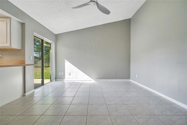 Building Photo - 111 Colyer Dr