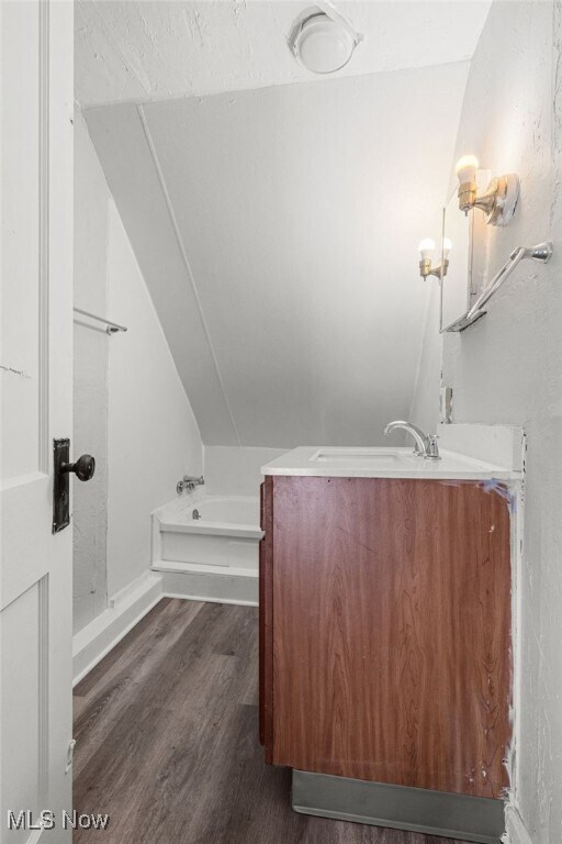 Building Photo - 1018 9th St NW