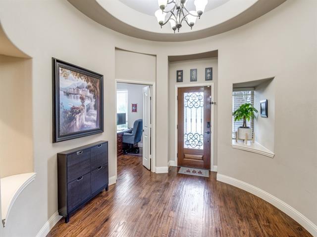 Building Photo - 804 Longhorn Drive