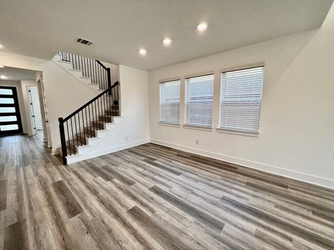 Building Photo - Elegant Parkside Retreat | Stunning 3BR Home with Office, Game Room & Covered Outdoor Living