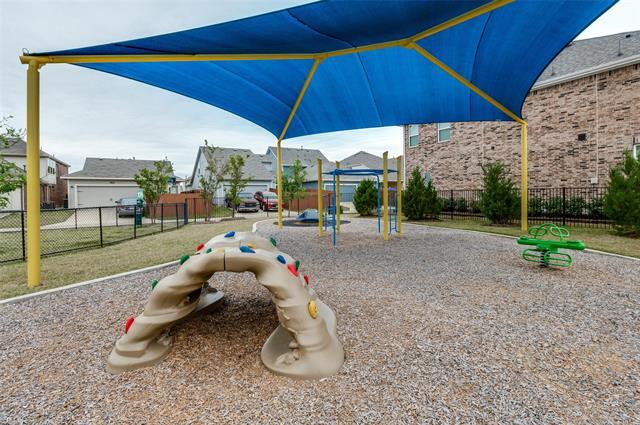 Building Photo - 3013 Willow Wood Ct