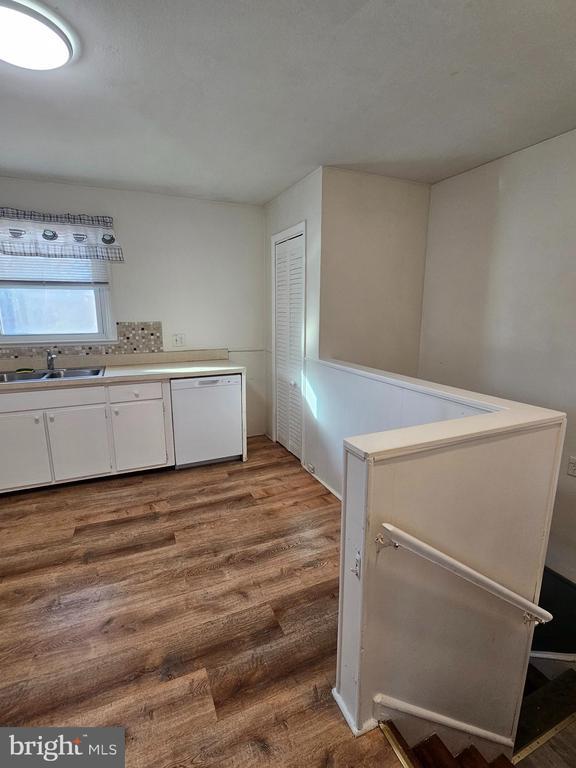 Building Photo - 21 Dawes Dr