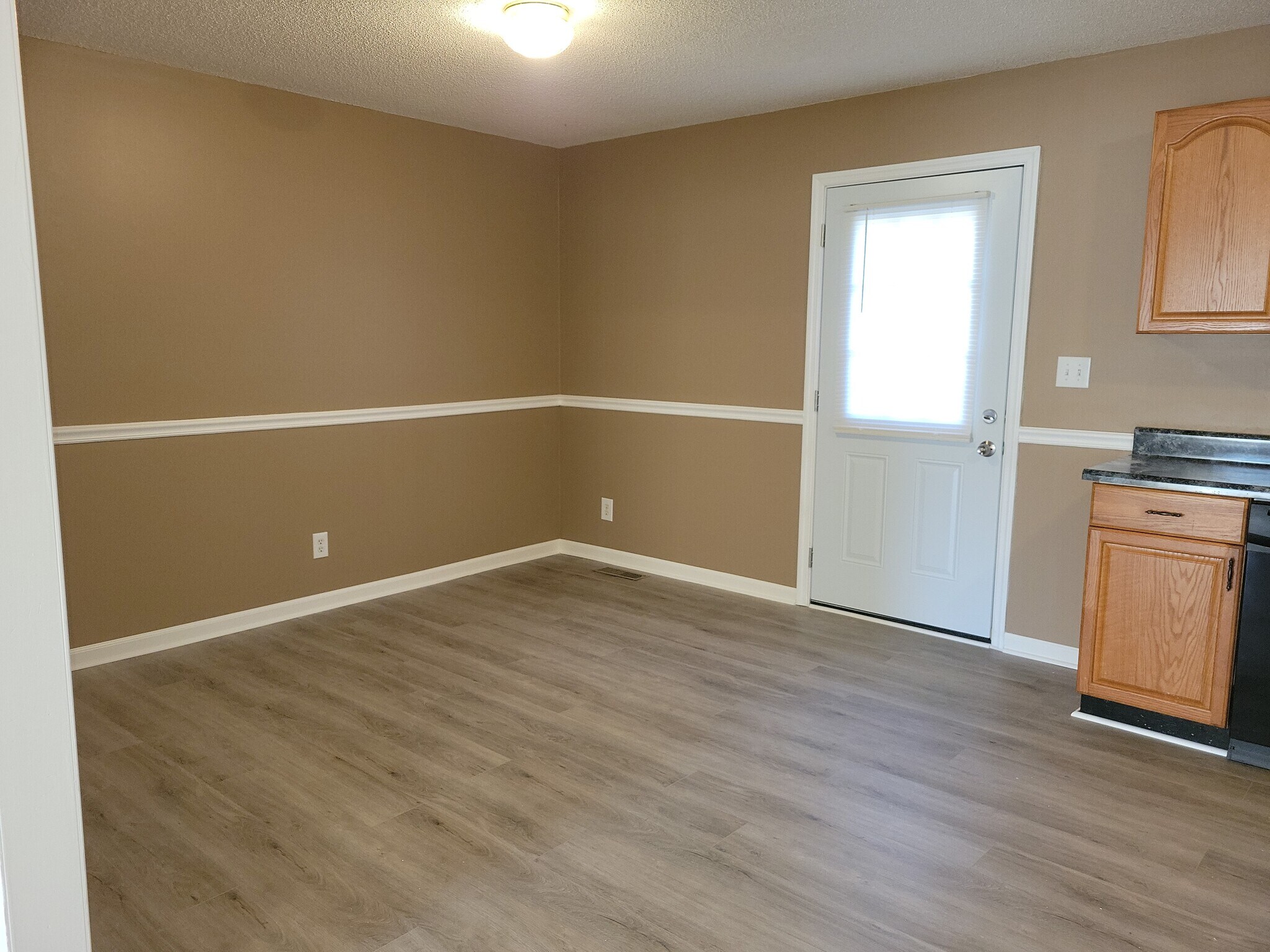 Building Photo - 64 Howard Carr Rd