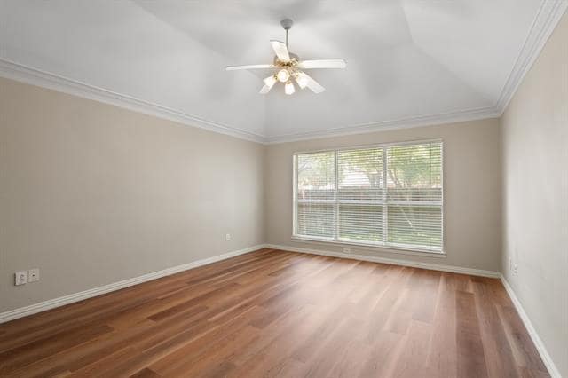Building Photo - 4664 Wales Dr