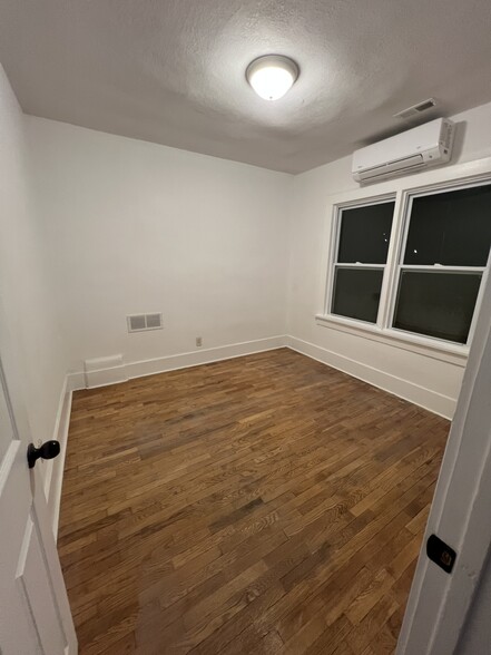 Bedroom 1 - 5206 King Hill Ave