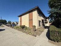 Building Photo - R09-011-MF