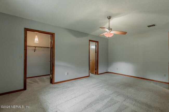 Building Photo - 4523 Chipmunk Rd