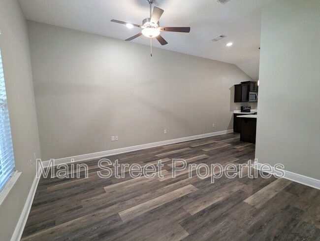 Building Photo - 1603 Blackwell Ln