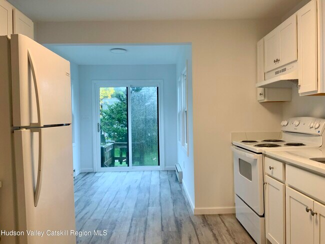 Building Photo - 1156 US-9