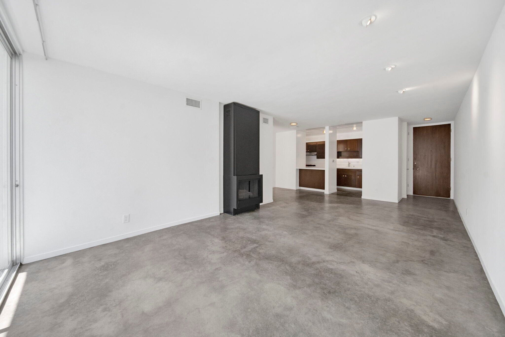 Building Photo - 1147 N Clark St