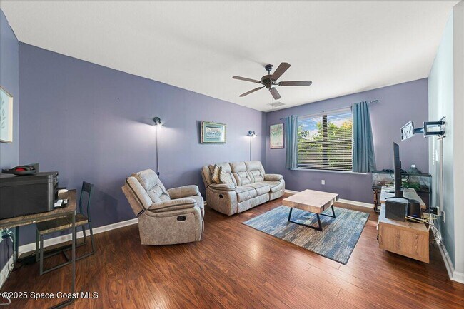 Building Photo - 1345 Lara Cir