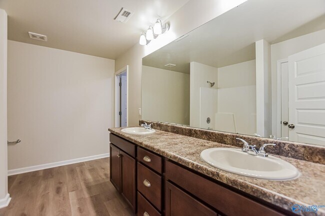 Building Photo - 138 Winstead Cir