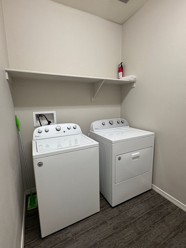 Building Photo - Northwest Beauty