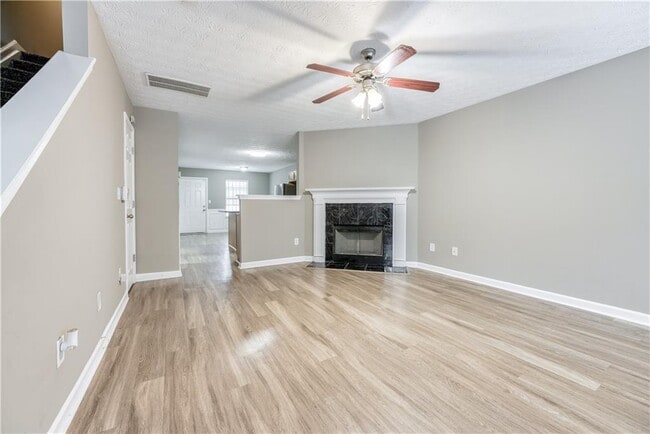 Building Photo - 2913 Vining Ridge Terrace