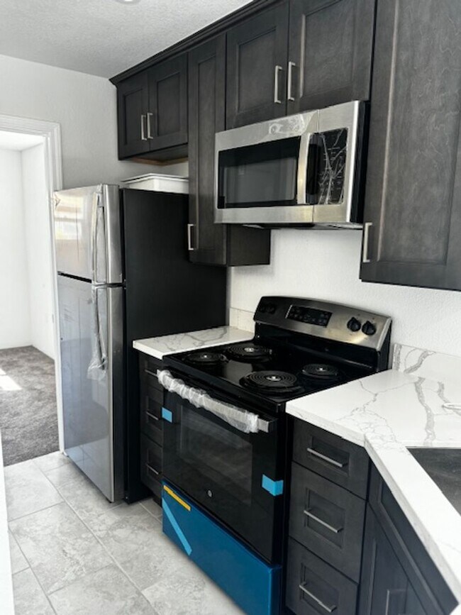 Building Photo - 32976 Bonnie Lea Dr