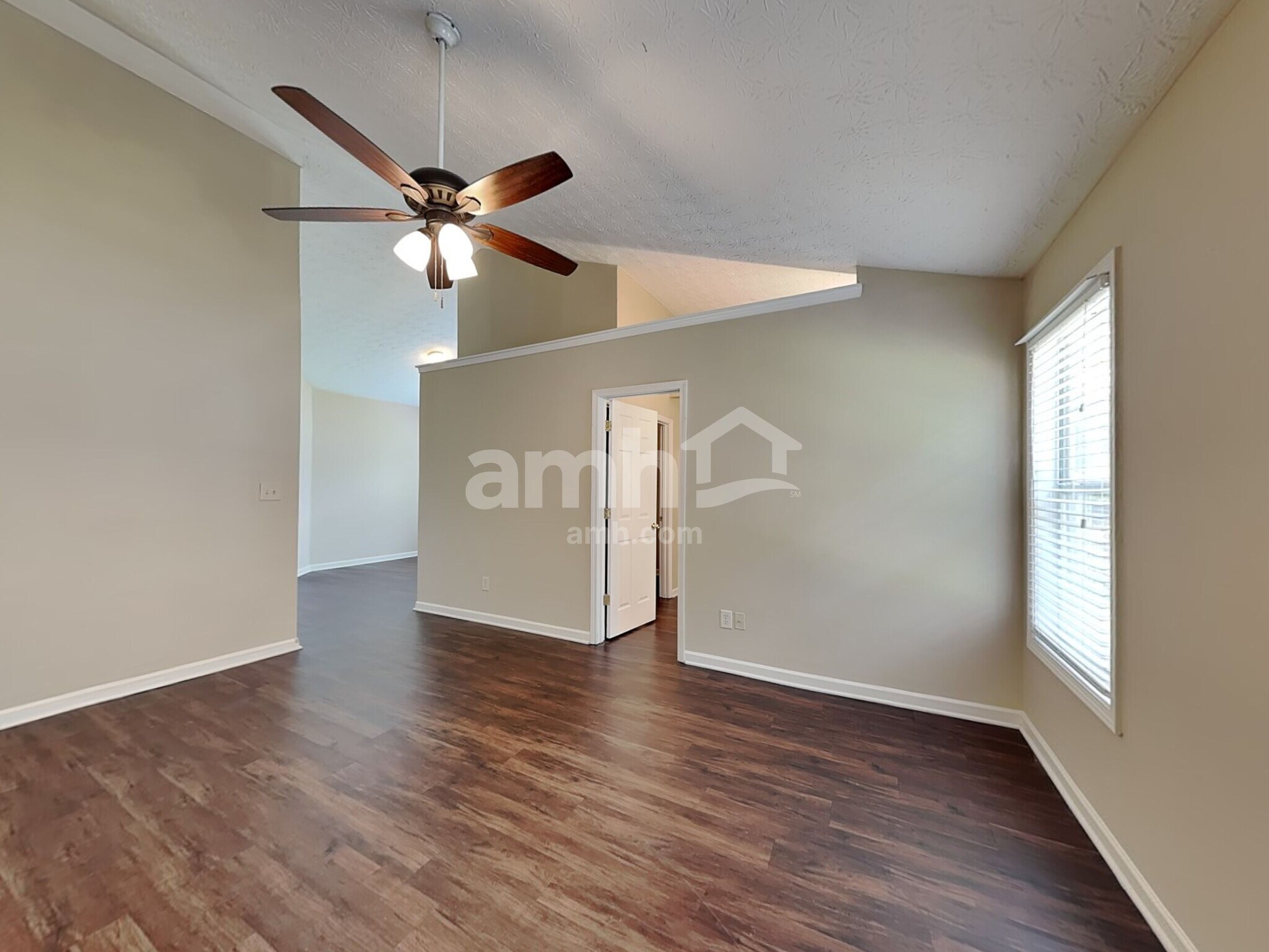 Building Photo - 1795 Charleston Oak Cir
