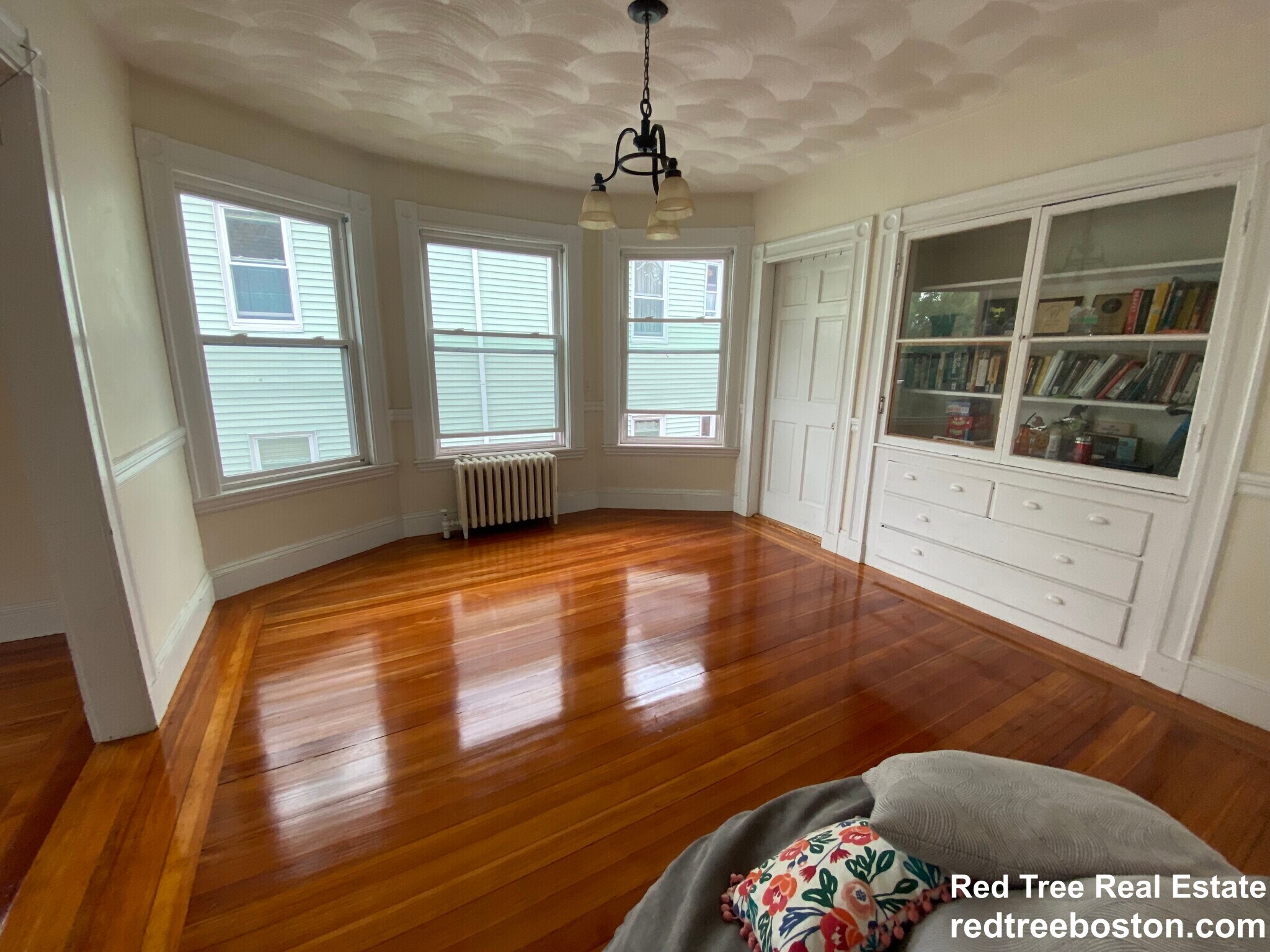 Building Photo - 72 Hobson St