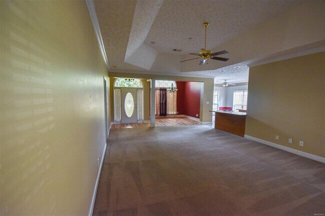 Building Photo - 709 Yellowstone Dr