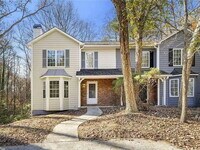 Building Photo - 4433 Coopers Creek Dr SE