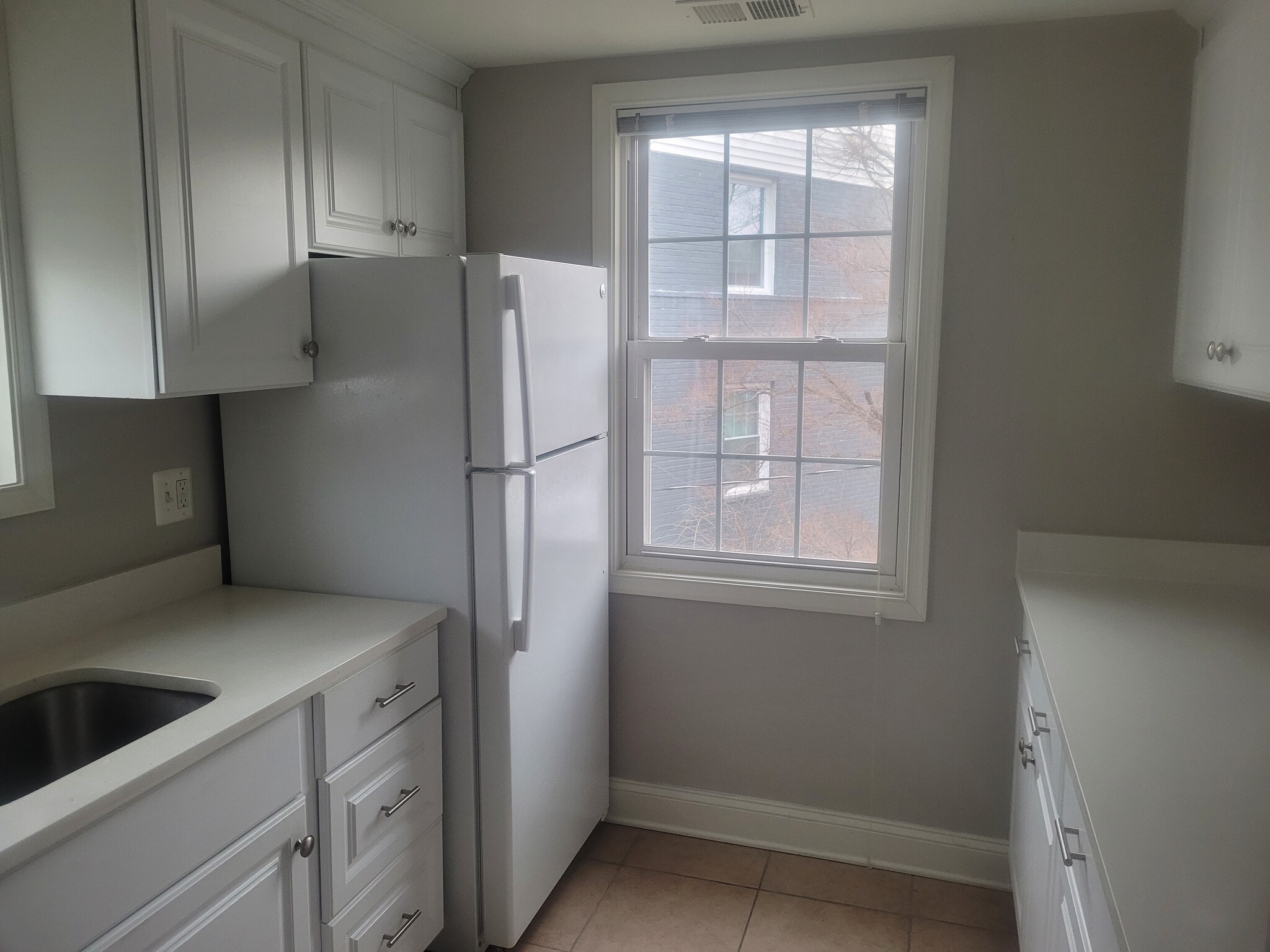 Building Photo - 1200 N Kennebec St