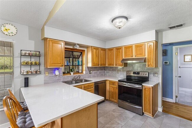 Building Photo - 17877 C R 378