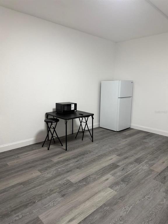 Building Photo - 8421 S Orange Blossom Trl