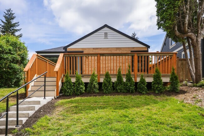 Building Photo - 7934 20th Ave SW