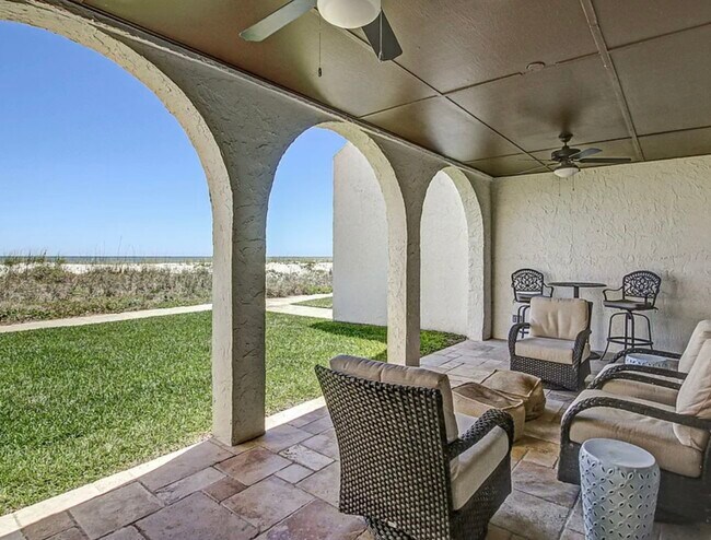 Building Photo - 2415 Costa Verde Blvd