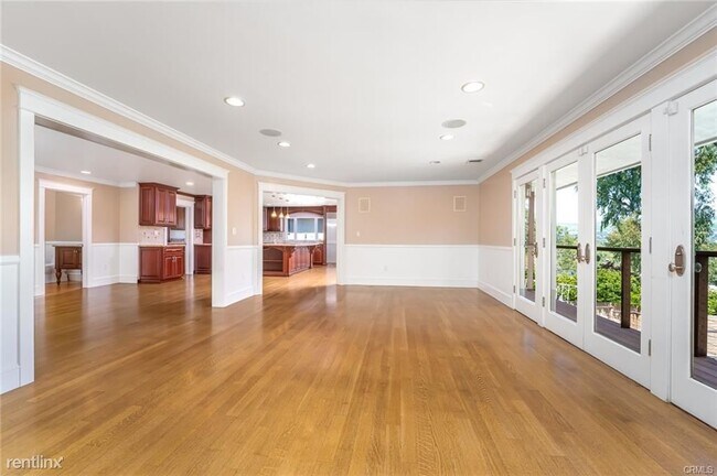 Building Photo - 5 br, 6.5 bath House - 152 S Eucalyptus Dr