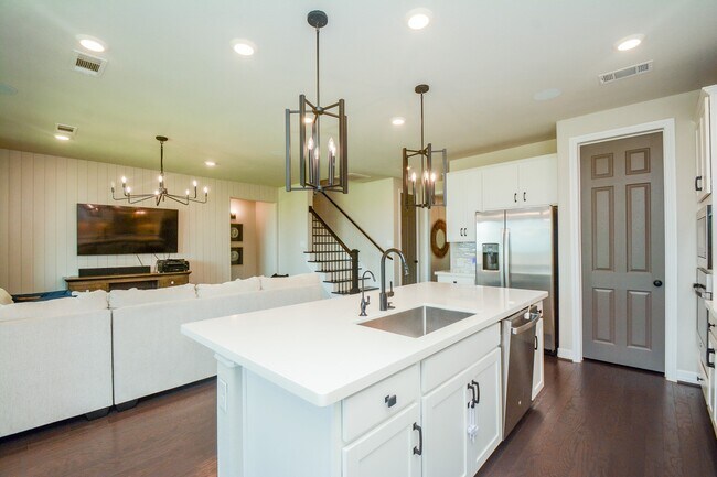 Building Photo - 108 Summer Pool Ct