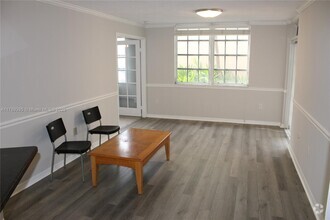 Building Photo - 1280 S Alhambra Cir