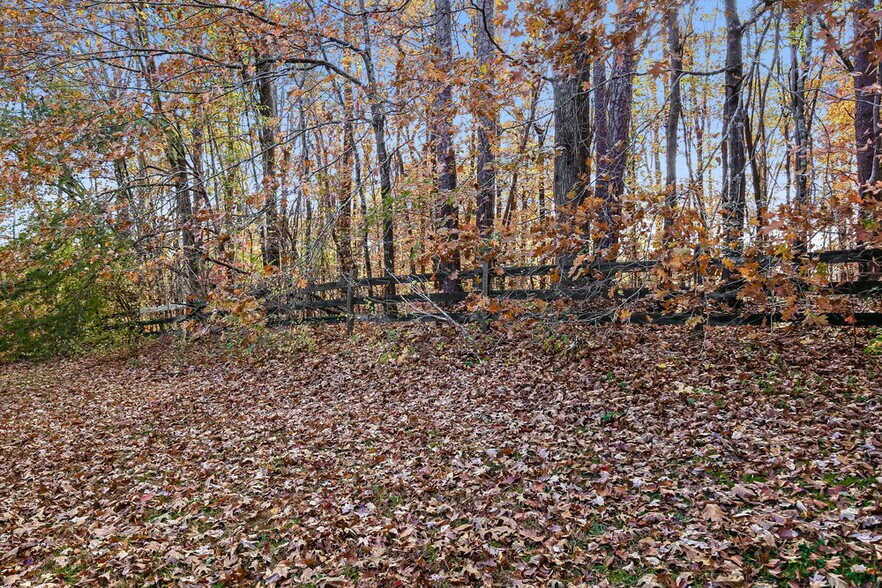 Building Photo - 5900 Holder Rd