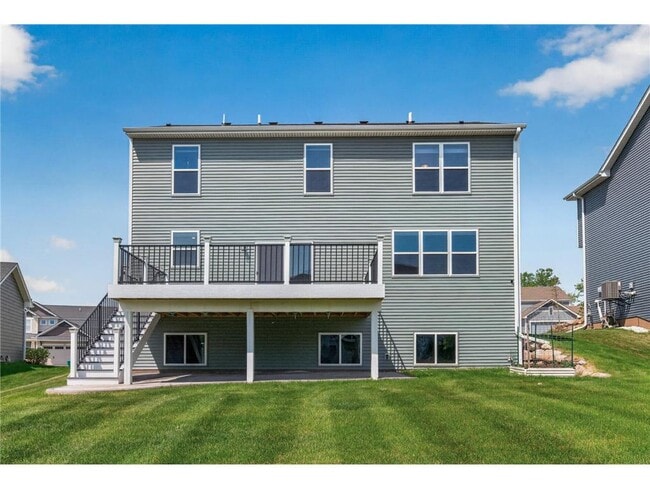 Building Photo - 1559 Edgebrook Ln