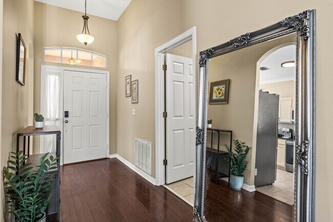 Building Photo - 8317 Moccasin Trail Dr