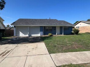 Building Photo - 3 Bedroom House in Carrollton, TX (Fully R...