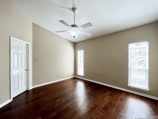 Building Photo - 14018 Red Maple Wood