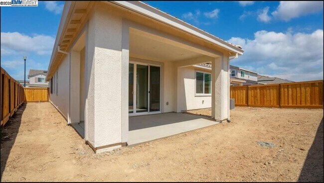 Building Photo - 3000 Red Canard Wy