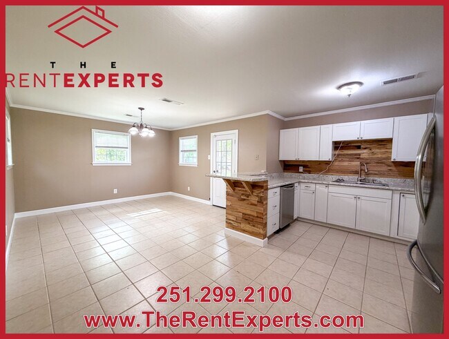 Building Photo - 6868 Bay Rd