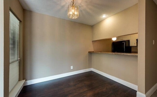 Building Photo - Boca Raton 221